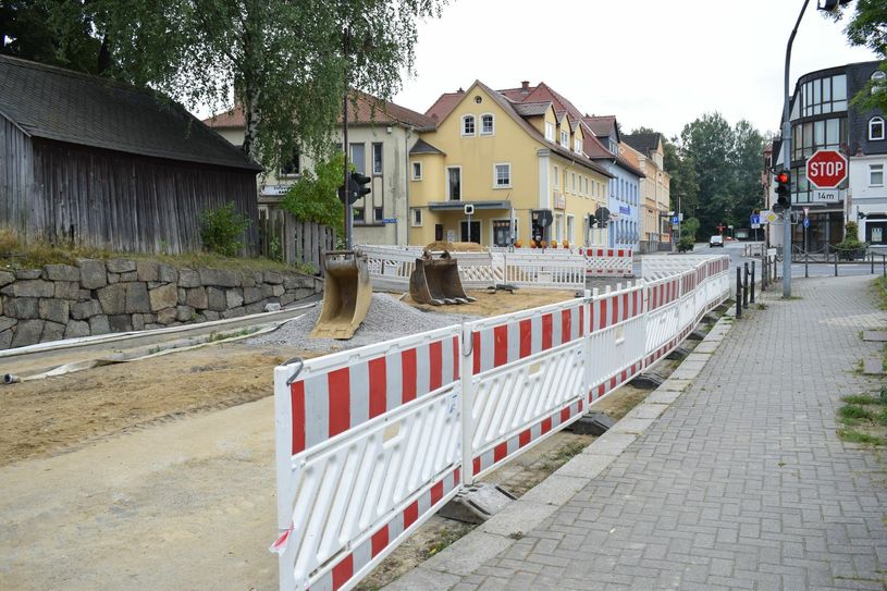 Am Freitag, den 1. Oktober muss die Ampelkreuzung aufgrund von Bauarbeiten für zwei Monate gesperrt werden. Foto: spa