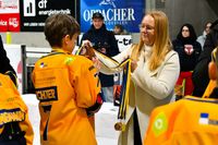 OB Katja Dietrich während der Siegerehrung.