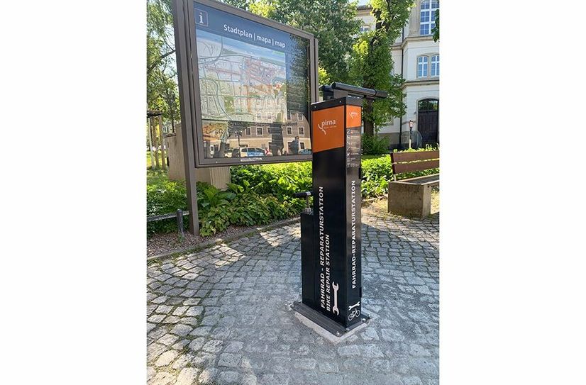 Radfahrer können hier kleinere Reparaturen durchführen.