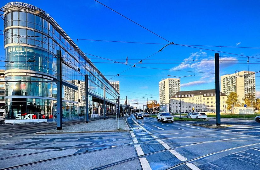 Für die Neugestaltung des Stadtraumes um die St. Petersburger Straße sind Workshops in Verbindung mit einem städtebaulich-freiraumplanerischen Wettbewerbsverfahren geplant.
