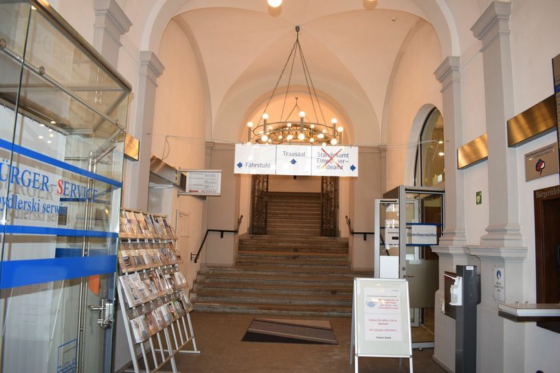 Die Stadtverwaltung hat ab ersten Juni wieder regulär geöffnet. Foto: spa