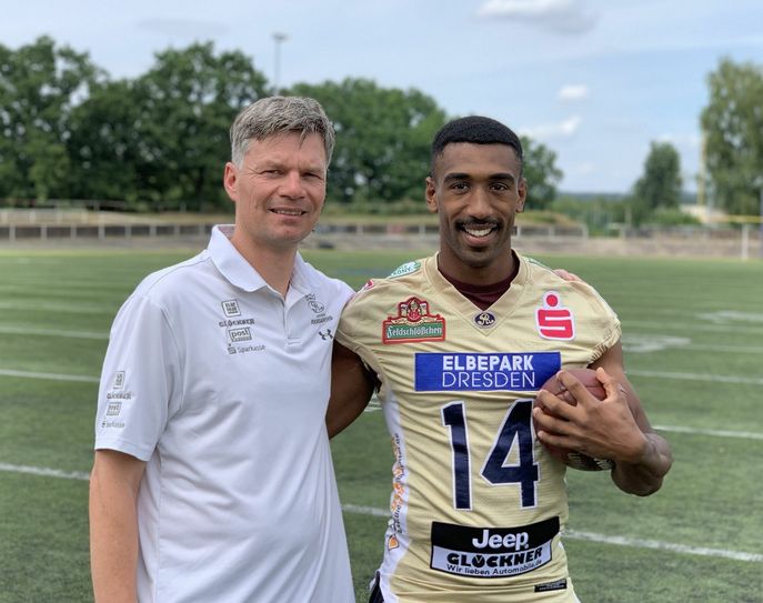 Cheftrainer Ulrich Däuber (li.) mit Jordan Bouah. Foto: Dresden Monarchs