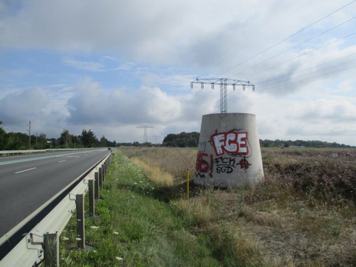 Lichtschacht aktuell an der B96 in Höhe des Ilse Kanals. Foto: Zweckverband LSB