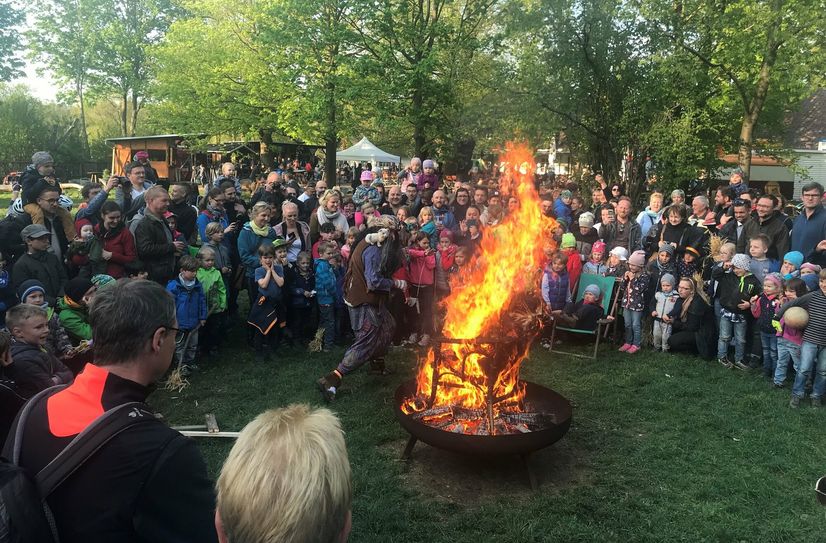 Hexenfeuer im Landgut Hofewiese
