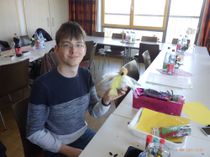 In der Sozialtherapeutischen Wohnstätte wurde mit Bewohnerinnen und Bewohnern gemeinsam gebastelt.