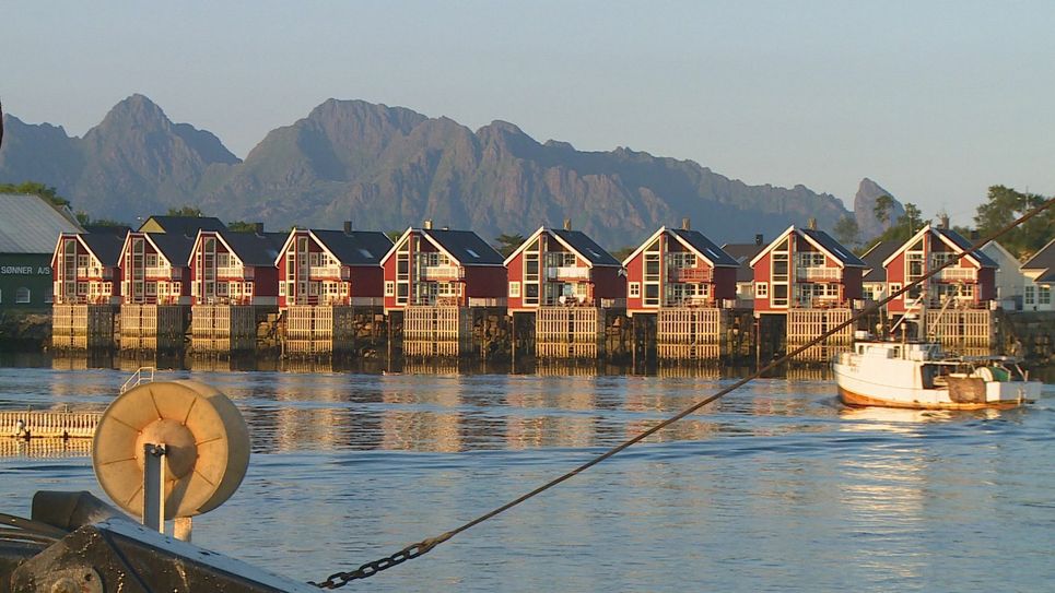 Abendstimmung auf den Lofoten. Foto: PR/ Filmfoto