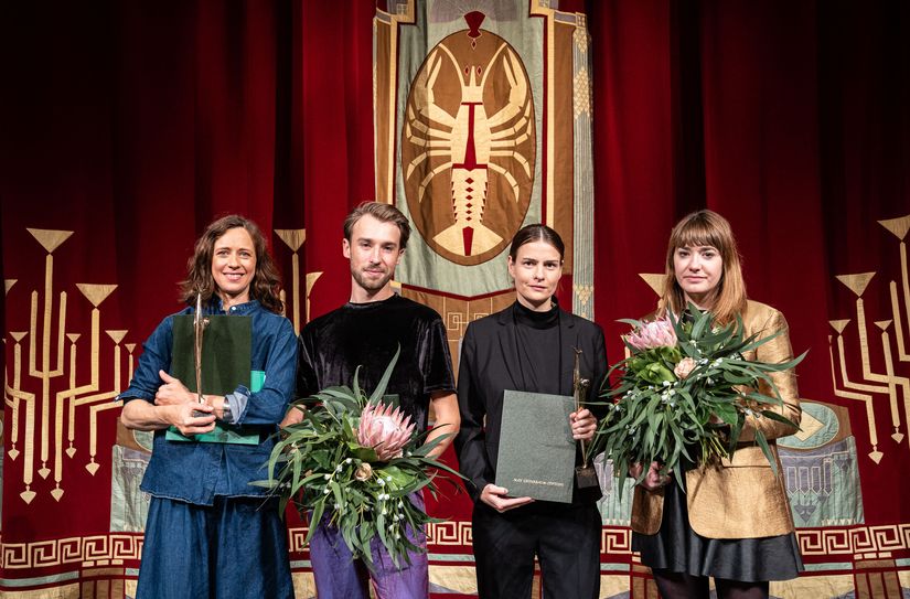 Gruppenfoto mit den diesjährigen Preisträgern.