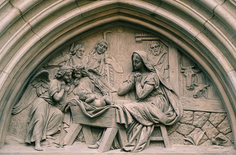 Sandsteinportal der Pirnaer Marienkirche.