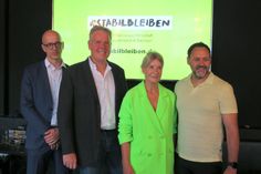 Christian Sommer, Head of Corporate Communications and Public Affairs von Volkswagen Sachsen, Florian Zweig, Initiator des Owyo Campus, Ulrike Lerchl, CEO von Oberüber Karger und Christian Dahms, Hauptgeschäftsführer des Landessportbundes Sachsen, stellten das Projekt in Dresden vor (v.l.n.r.).