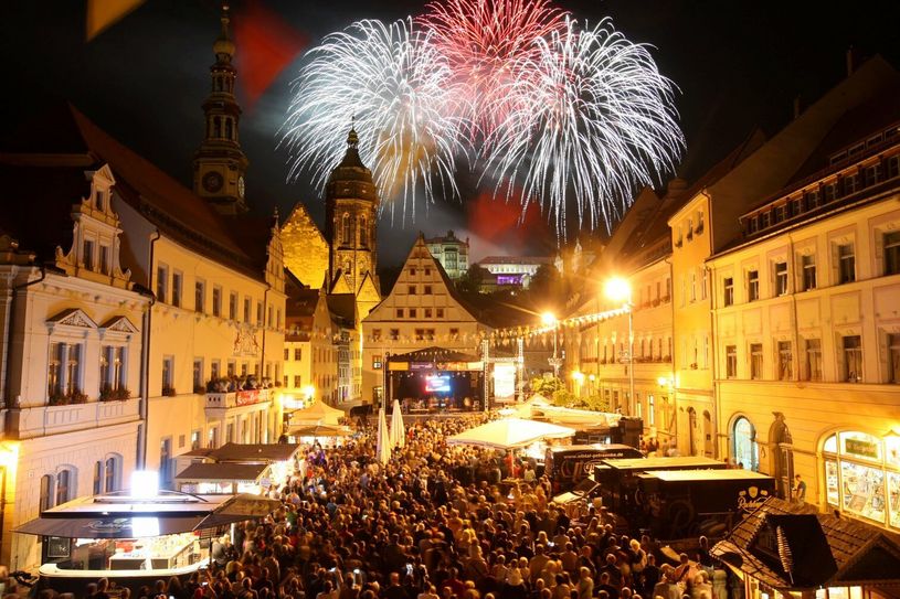 Ein großes Feuerwerk erwartet Pirnaer und Gäste beim Stadtfest zu Ehren Canalettos.   Foto: D. Förster