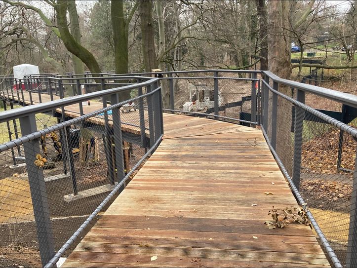 Die neue »Naturbrücke« bietet einen barrierefreien Rundweg.