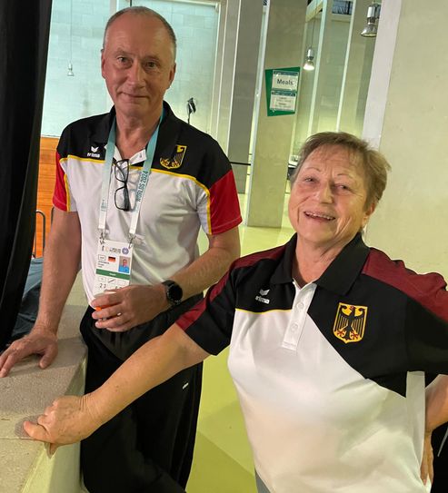 Karin Fünfstück mit Trainer Sergej Jeriomkin.