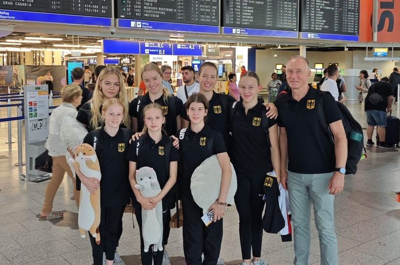 Die SC-Mannschaft auf der Reise zur diesjährigen Weltmeisterschaft nach Portugal.