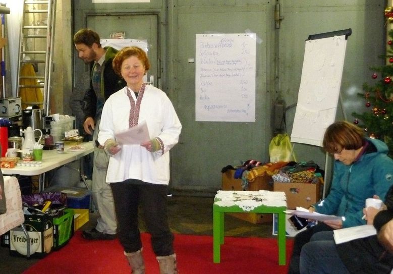 Vereinsvorsitzende Heike Sabel  bei der Begrüßung.