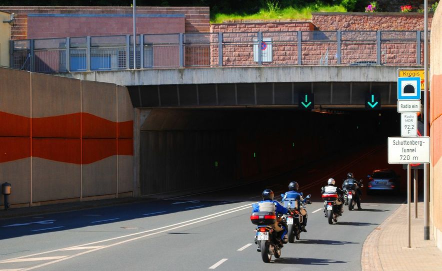 Der Schottenbergtunnel bietet Entlastung für die Stadt Meißen in Richtung Nossen. 						Foto: Eckardt