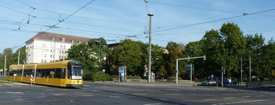 Der Straßburger Platz (Foto: Medienkontor) wird sein Aussehen deutlich verändern. Genau gegenüber entsteht derzeit ein modernes Einkaufscenter.