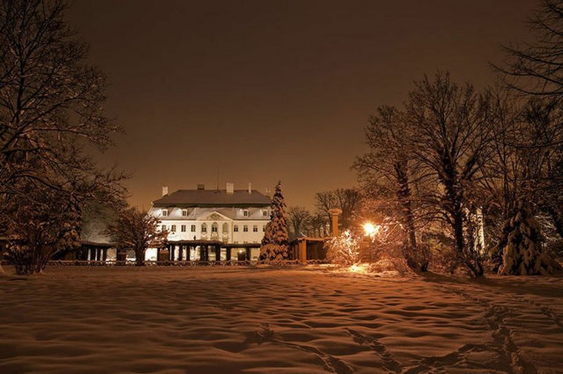 Ganz besondere Reize bietet der Branitzer Park in der Vorweihnachtszeit. Die erste Branitzer Park Weihnacht findet am Samstag und Sonntag rund um die Gutsökonomie statt. Foto: PR