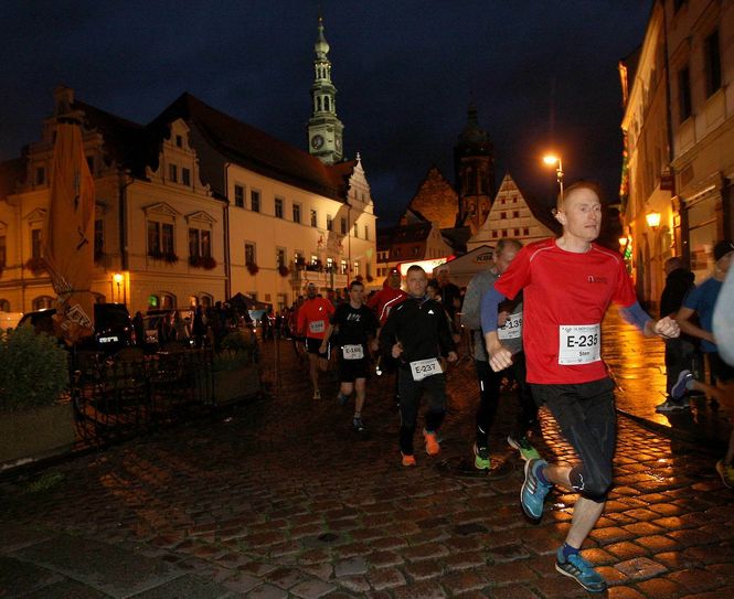 Der Citylauf lockt am Freitag nach Pirna. Anmeldungen sind noch möglich. Foto: Archiv / D. Förster