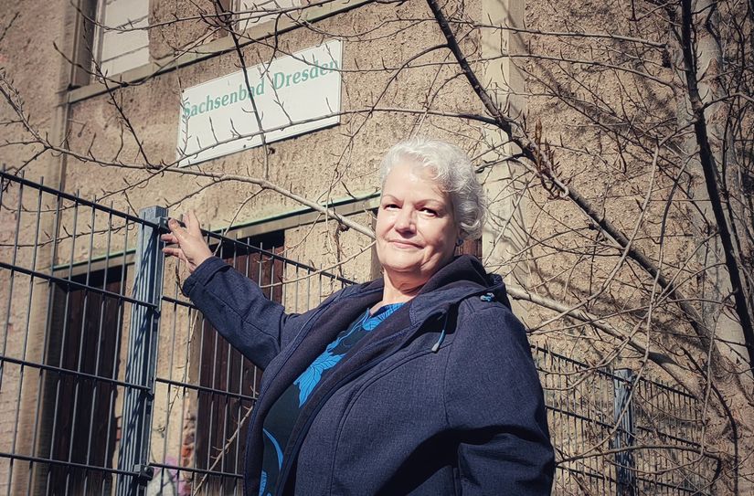 Heidi Geiler von der Bürgerinitiative Pro-Pieschen will ein neues Sachsenbad noch nicht aufgeben. Seit vielen Jahren bemüht sich die BI um einen Neubau.
