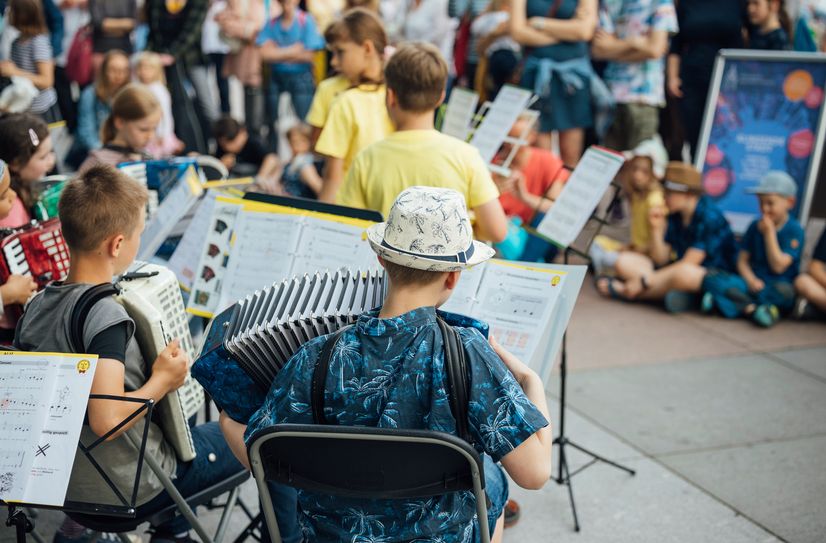 An elf Orten in der Dresdner Innenstadt wird musiziert.