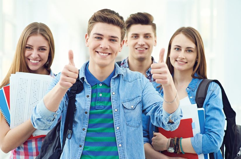 Die Schülerhilfe bietet Nachhilfe in Mathe, Deutsch, Englisch und vielen weiteren Fächern.