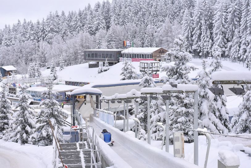 Der SachsenEnergie-Eiskanal in Altenberg springt für die zerstörte LOTTO Bayern Eisarena ein. Foto: Egbert Kamprath