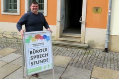 Der Radeberger Oberbürgermeister Frank Höhme lädt regelmäßig zu Bürgergesprächen ein. Foto: Matthias Stark