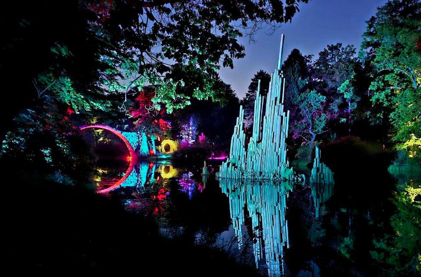 Im Jahr 2024 fährt die Waldeisenbahn erstmalig mit einem Sonderzug von Weißwasser zur Lichternacht in Kromlau.