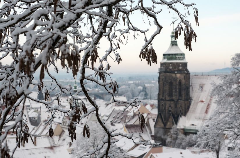 In Pirnas Stadtkirche St. Marien erklingen Melodien des Gedenkens.