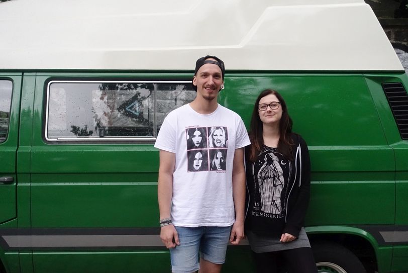Eric Zech und Madlen Zeißler organisieren die Lausitzer Sommernächte. Foto: Schramm