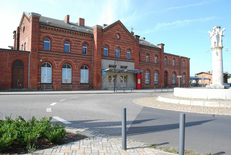 Nach der Touristinfo könnte der Weißwasseraner Bahnhof jetzt auch das DB-Servicecenter verlieren. Foto: tok
