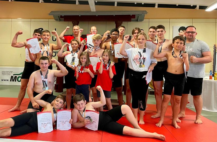 Erfolgreiches Spremberger Sumo-Team vom KSC ASAHI.