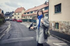Vier Meter von der 110-KV-Trasse bis zum Wohn- und Schlafzimmer, zeigt Dr. Tanja Fischer vom Bürgerverein Hellerau.