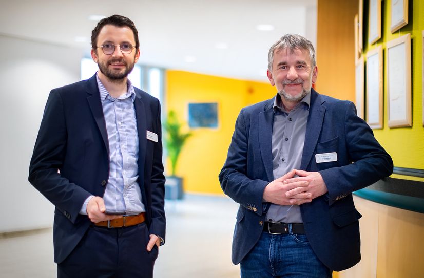 Leiten künftig gemeinsam die Geschicke des Helios Clusters im Landkreis: Philipp Smolka (li.) und Jens Stoppok.