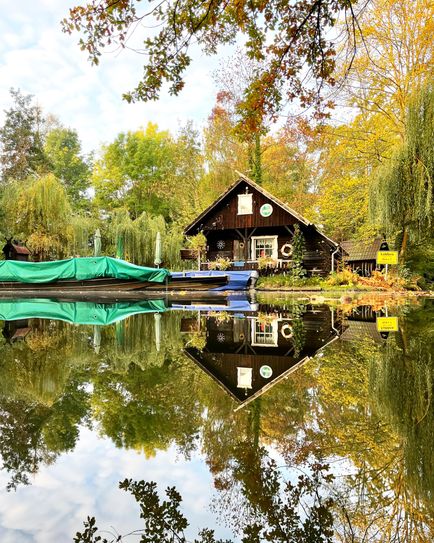 Kahnhafen 2 im Herbst