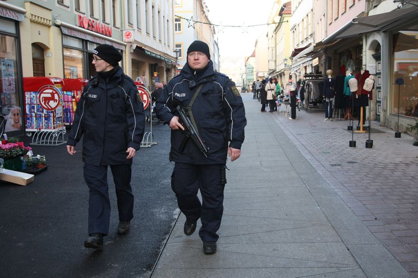 Deutlich mehr Polizeipräsenz in Pirna.  Foto: Förster
