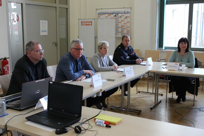 Bei einer Pressekonferenz wurde am 19. März über die aktuelle Lage informiert. Foto: T. Keil