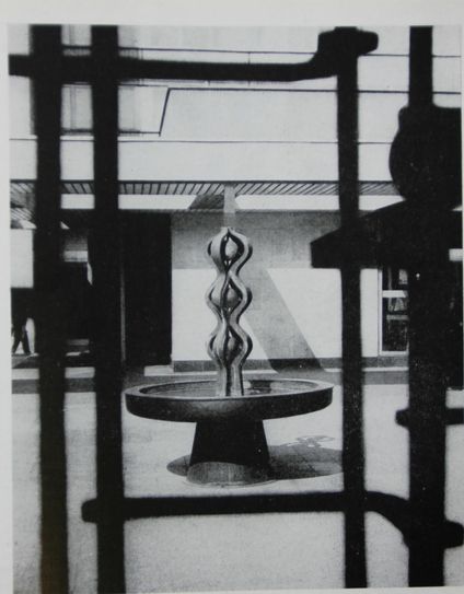 1977 wurde der Brunnen eingeweiht - damals verschönerte er die Stadtpromenade. Seit 2011 gehört er dem Altstadtverein und ist am Neustädter Platz im Herzen der Altstadt zu finden. Foto: hgb