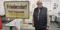 Norbert Zach hat akribische Arbeit geleistet, um die Friedersdorfer Ausstellung interessant zu gestalten.