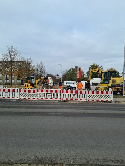 Am Mittwochmorgen gab es einen Rohrbruch in der Briesker Straße. Foto: pm