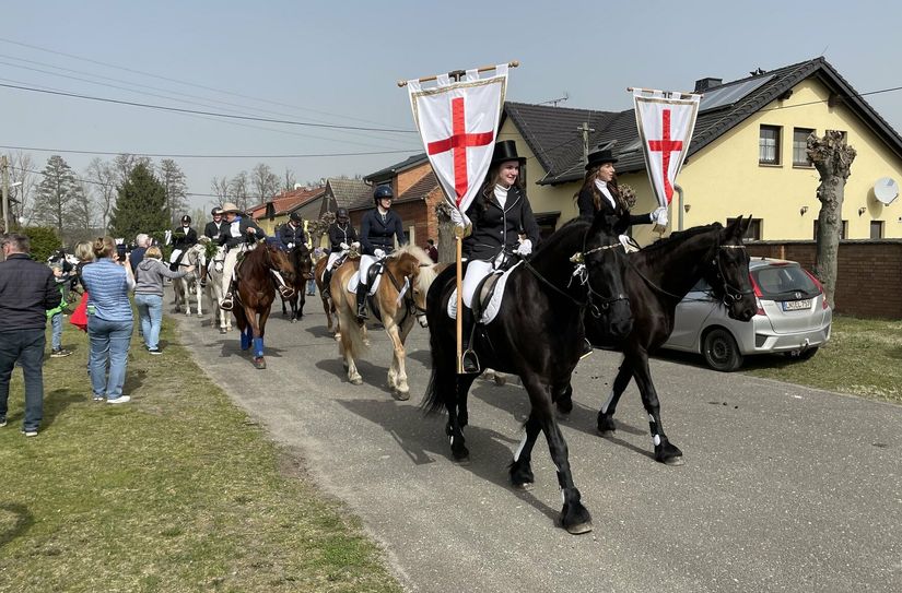 Die Osterreiter in Klein Radden.