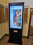 Neues Infoterminal verbessert den Bürgerservice im Rathaus.