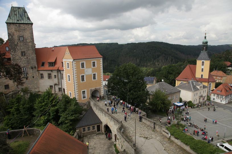 Die Einwohner von Hohnstein können weiterhin kostenlose Schnelltests in Anspruch nehmen. Der Stadtrat hat vor wenigen Tagen einen entpsrechenden Beschluss gefasst. Fotos: Daniel Förster
