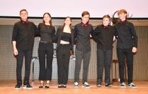 Die jungen »Weberknechte« (v.l.n.r.): Jonas Kloditz, Charlotte Kugler, Elisabeth Kugler, Noah Poller, Marlon Weber und Karl Friedrich. Foto: Pressestelle Kreisverwaltung