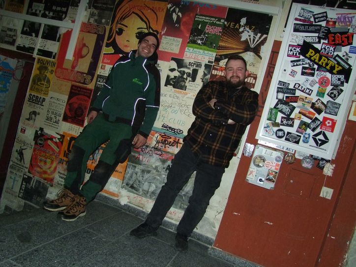 Sie freuen sich schon auf die Wiedereröffnung des Jugendklubs: Vorstandschef Johannes Heinrich und Schatzmeister Falko Mehnert.