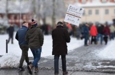 Bereits im Februar diesen Jahres demonstrierten Menschen in Niesky gegen die geplante Erweiterung des Asylheims.