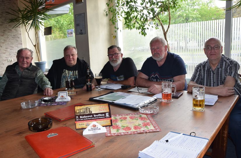 Dr. Günter Seifert, Andreas Lange und das Vorbereitungsteam organisieren das 7. Koker-Treffen.