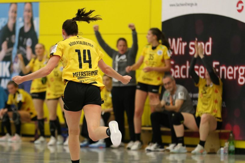 Leonie Meersteiner beim Torjubel.