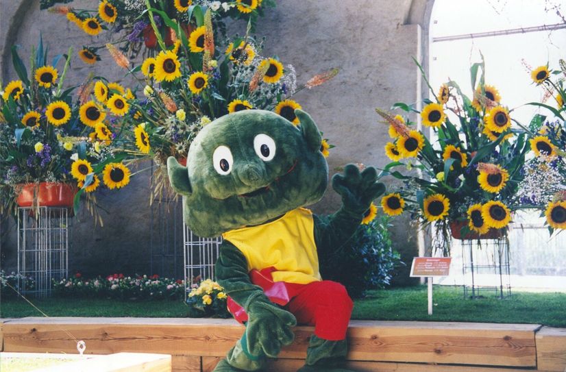 Auch das Maskottchen »Nix« der Landesgartenschau 2002 erinnert an das Event vor 20 Jahren.