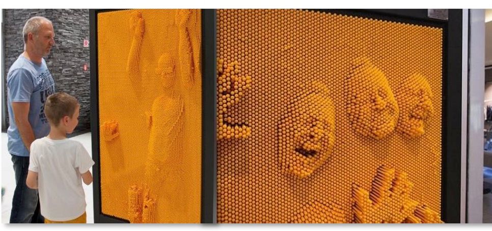 Ganz besonderen Spaß macht bestimmt die Punktmatrix, bei der man durch Aufdrücken einen »3D« Abdruck erzeugen kann.